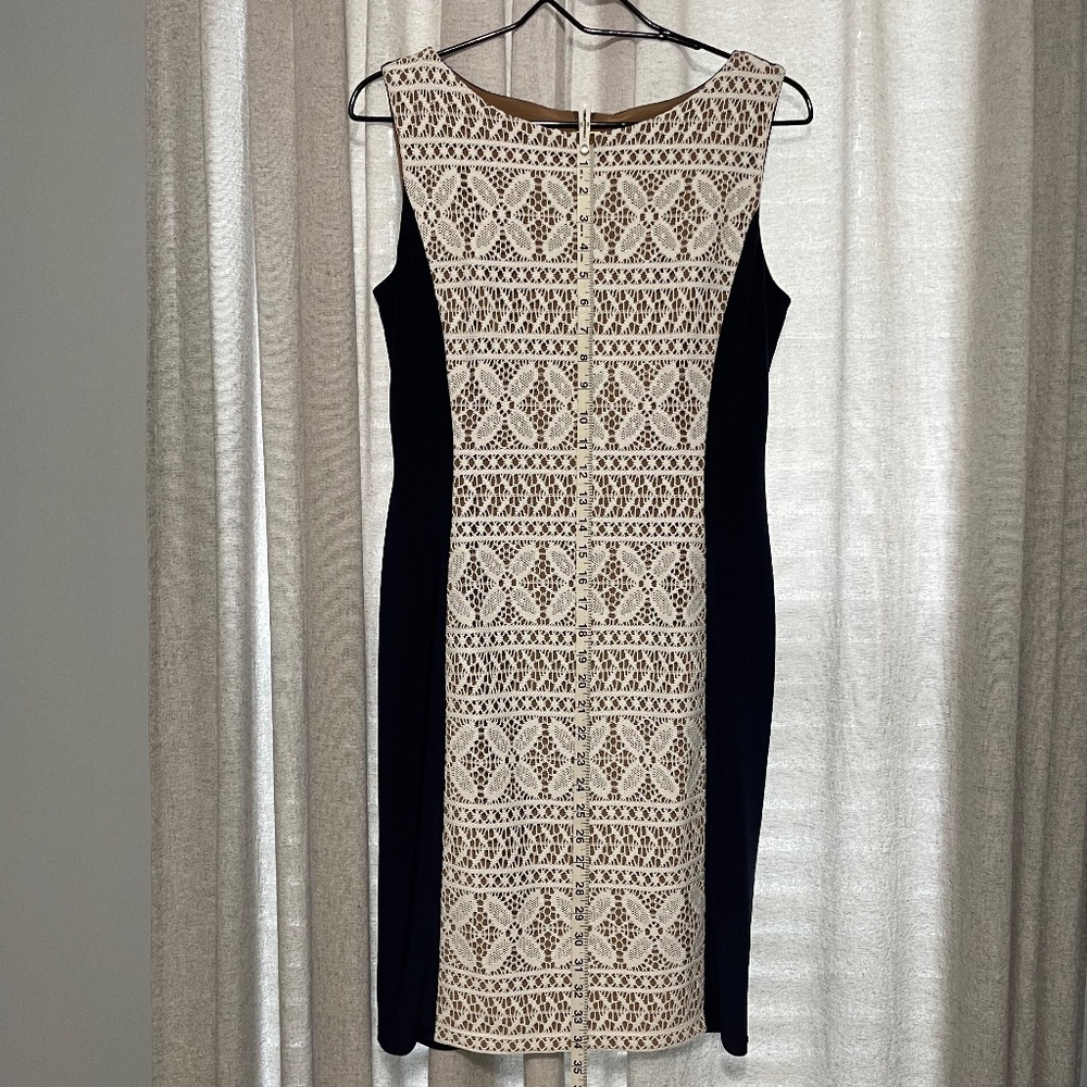Anne Klein lace sheath dress. Size 6. Navy, nude, and white. Sleeveless